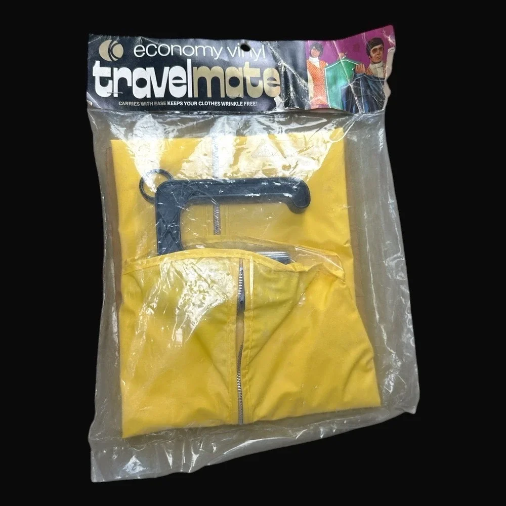 Vintage 1972 K-Tel Travelmate Garment Bag Harvest Gold Yellow Vinyl Suit Carrier